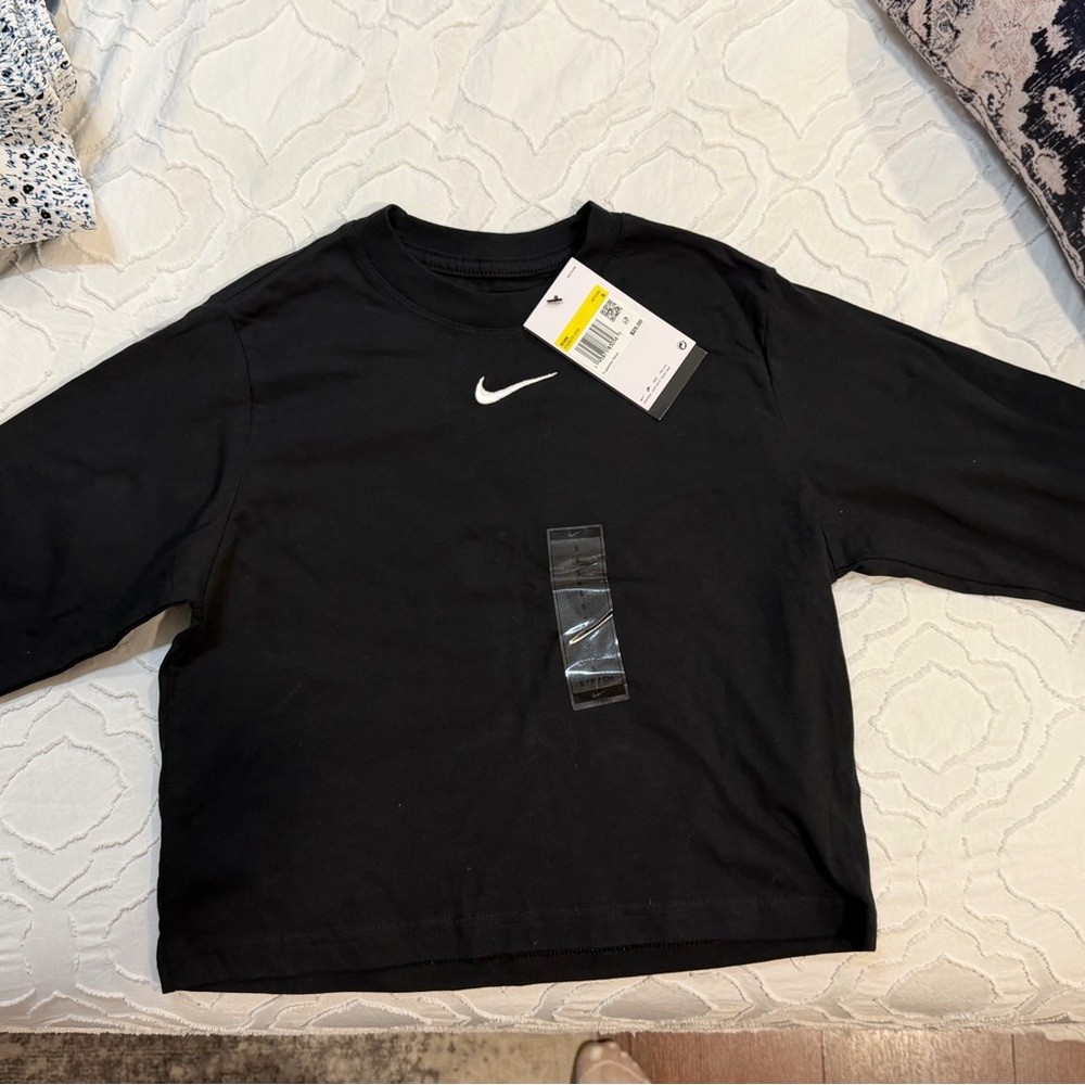 Nike Kids Black Long Sleeve Tee